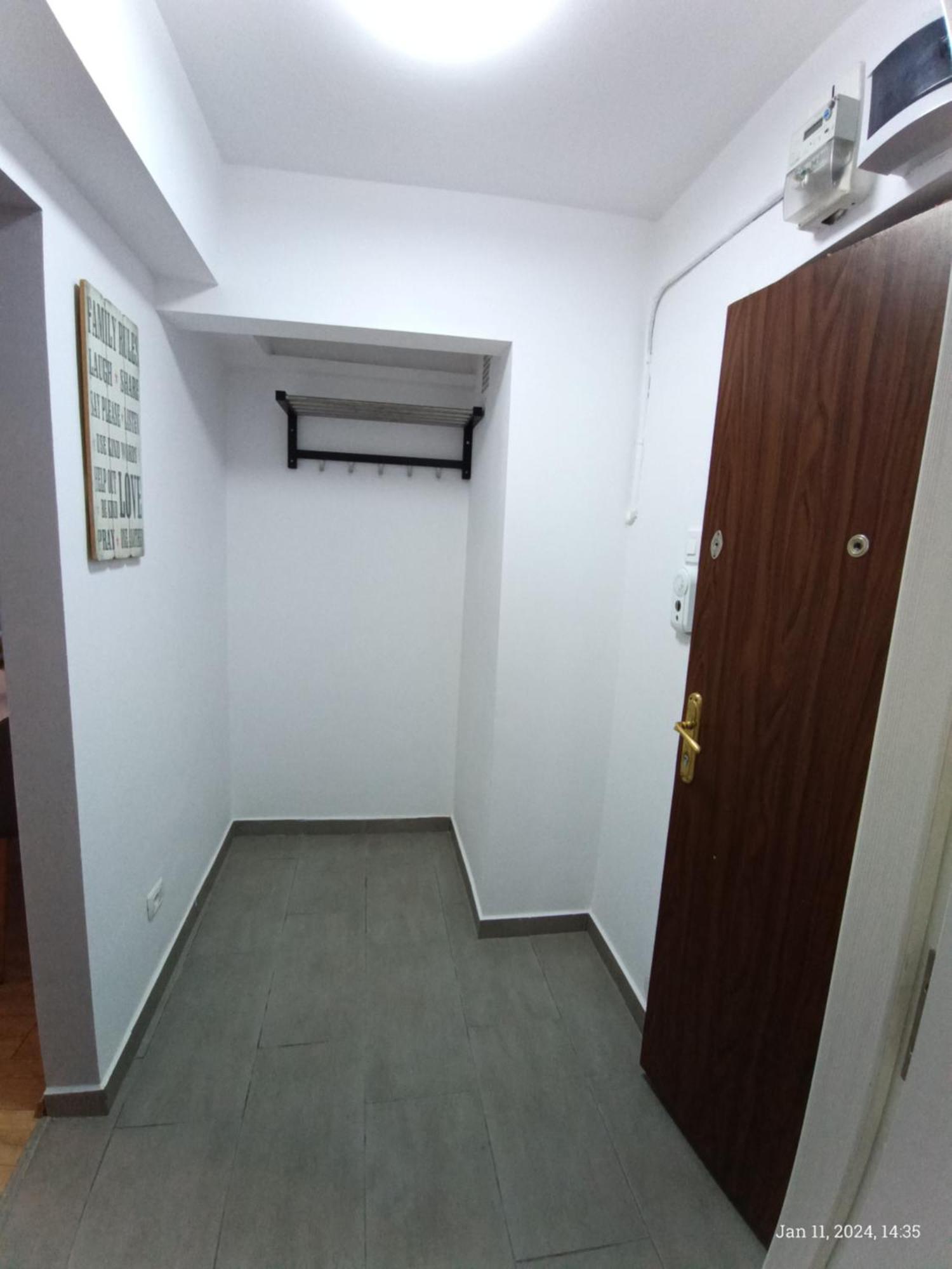 Cozy Apartment City Center Bucarest Extérieur photo